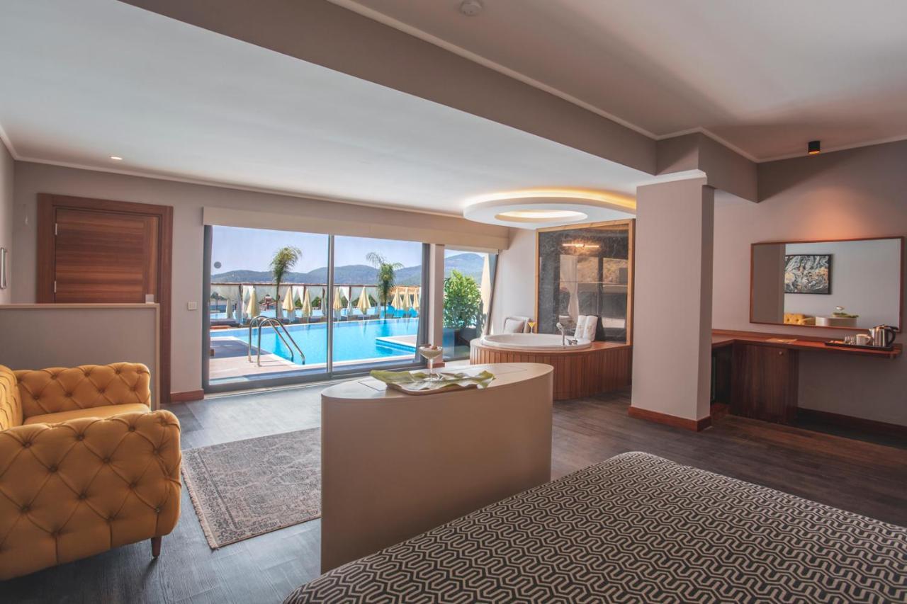 Orka Cove Hotel Penthouse & Suites Adults Only 厄吕代尼兹 外观 照片