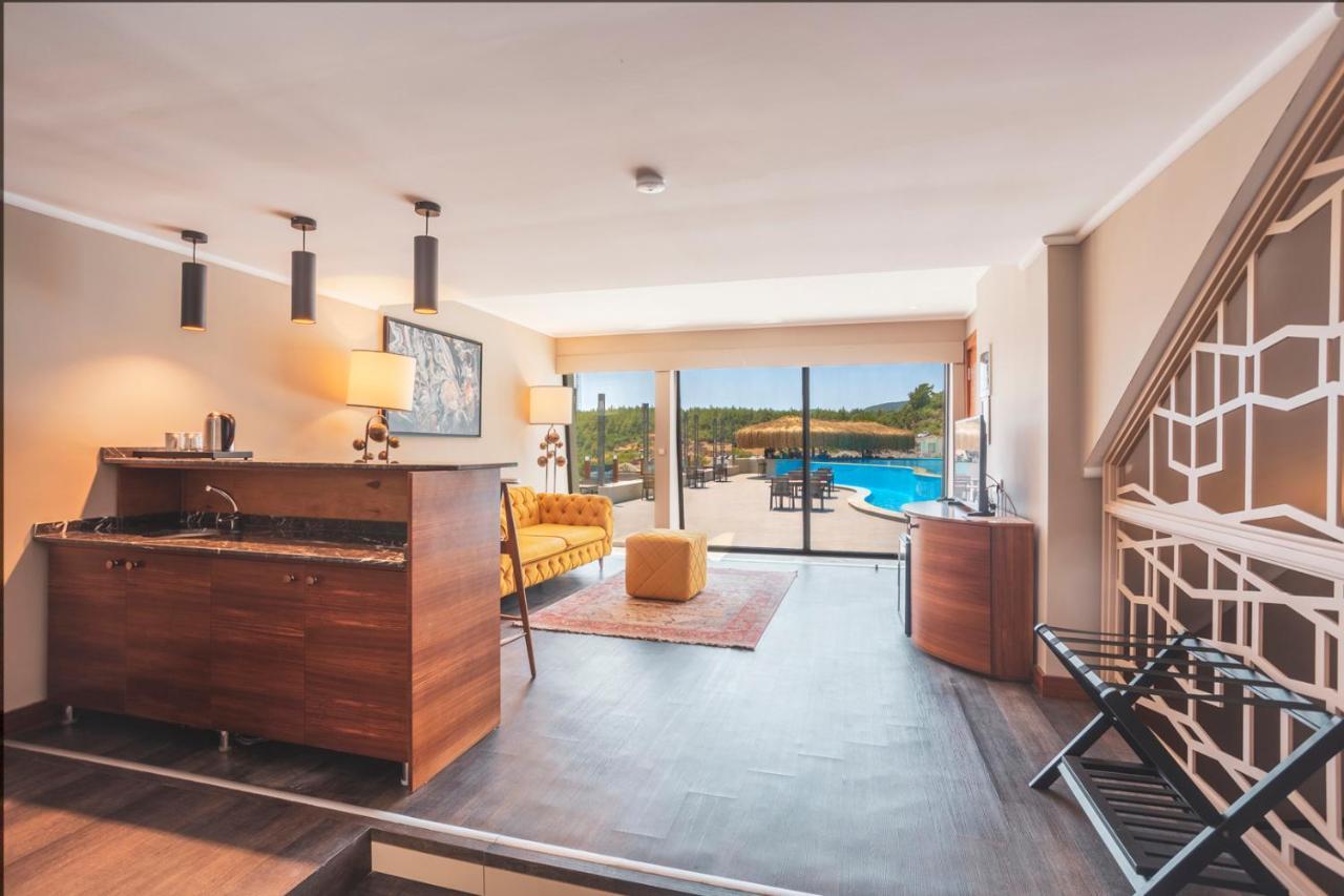 Orka Cove Hotel Penthouse & Suites Adults Only 厄吕代尼兹 外观 照片