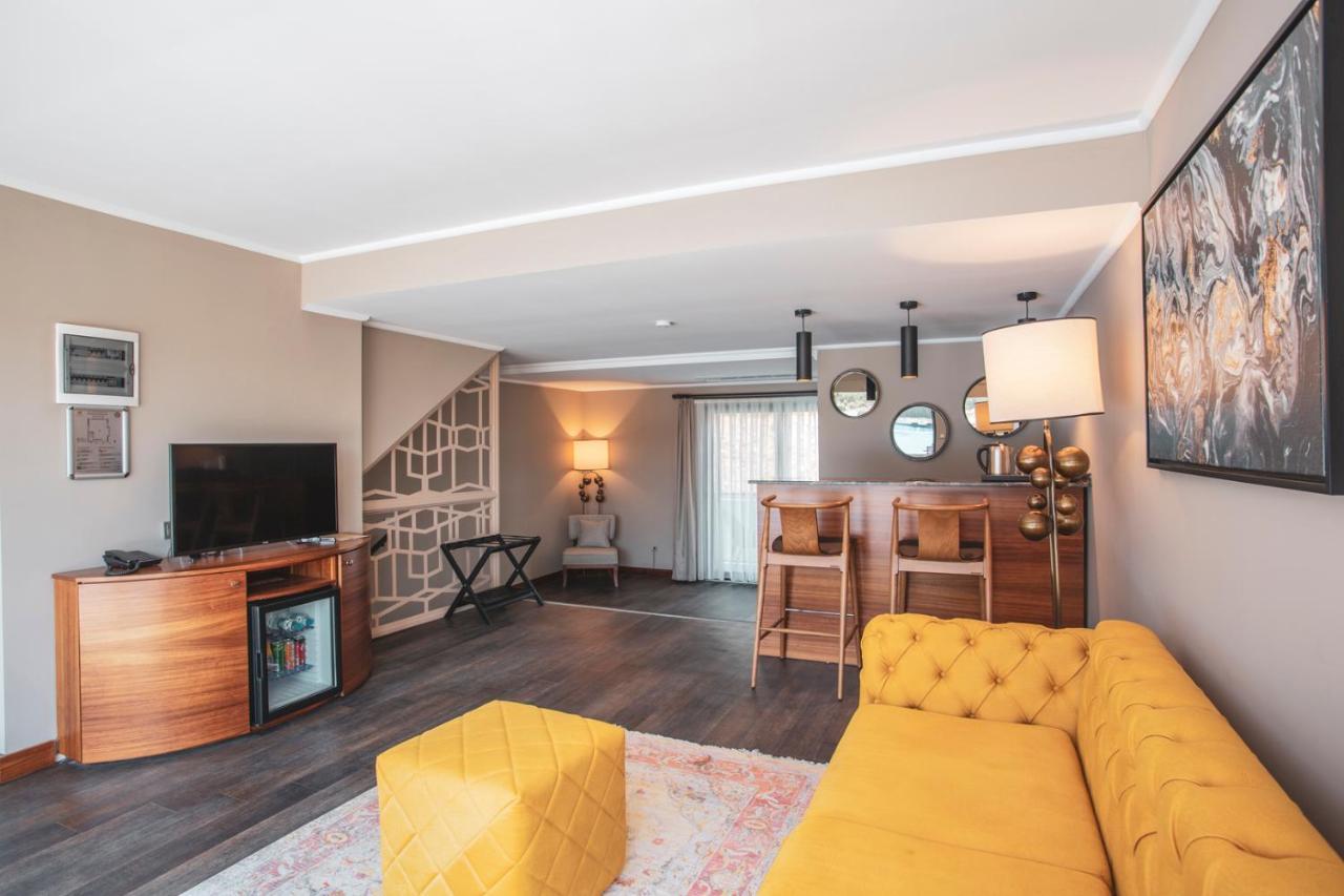 Orka Cove Hotel Penthouse & Suites Adults Only 厄吕代尼兹 外观 照片