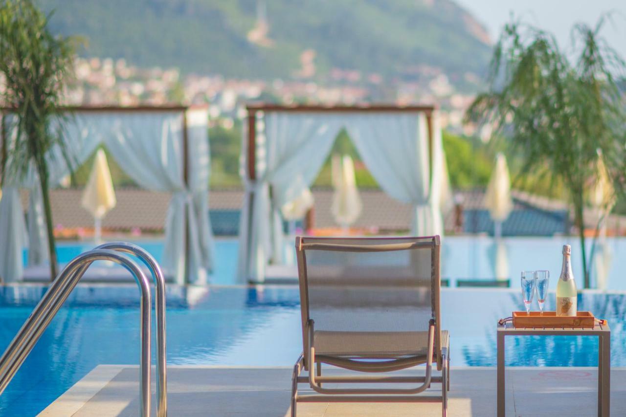 Orka Cove Hotel Penthouse & Suites Adults Only 厄吕代尼兹 外观 照片