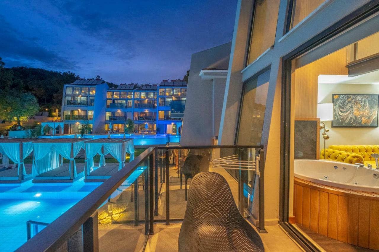 Orka Cove Hotel Penthouse & Suites Adults Only 厄吕代尼兹 外观 照片